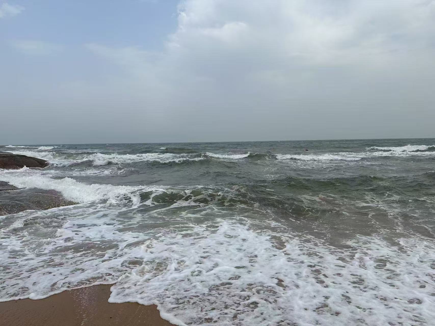  山的那边是海