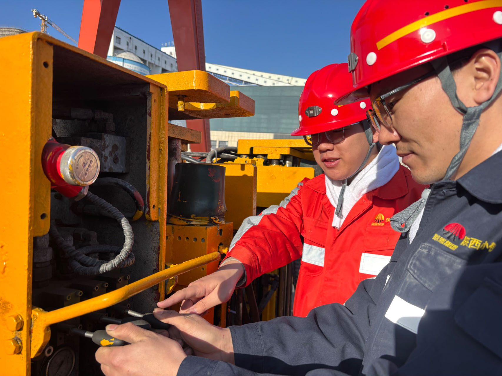 1744014651102764.jpg 2.jpg