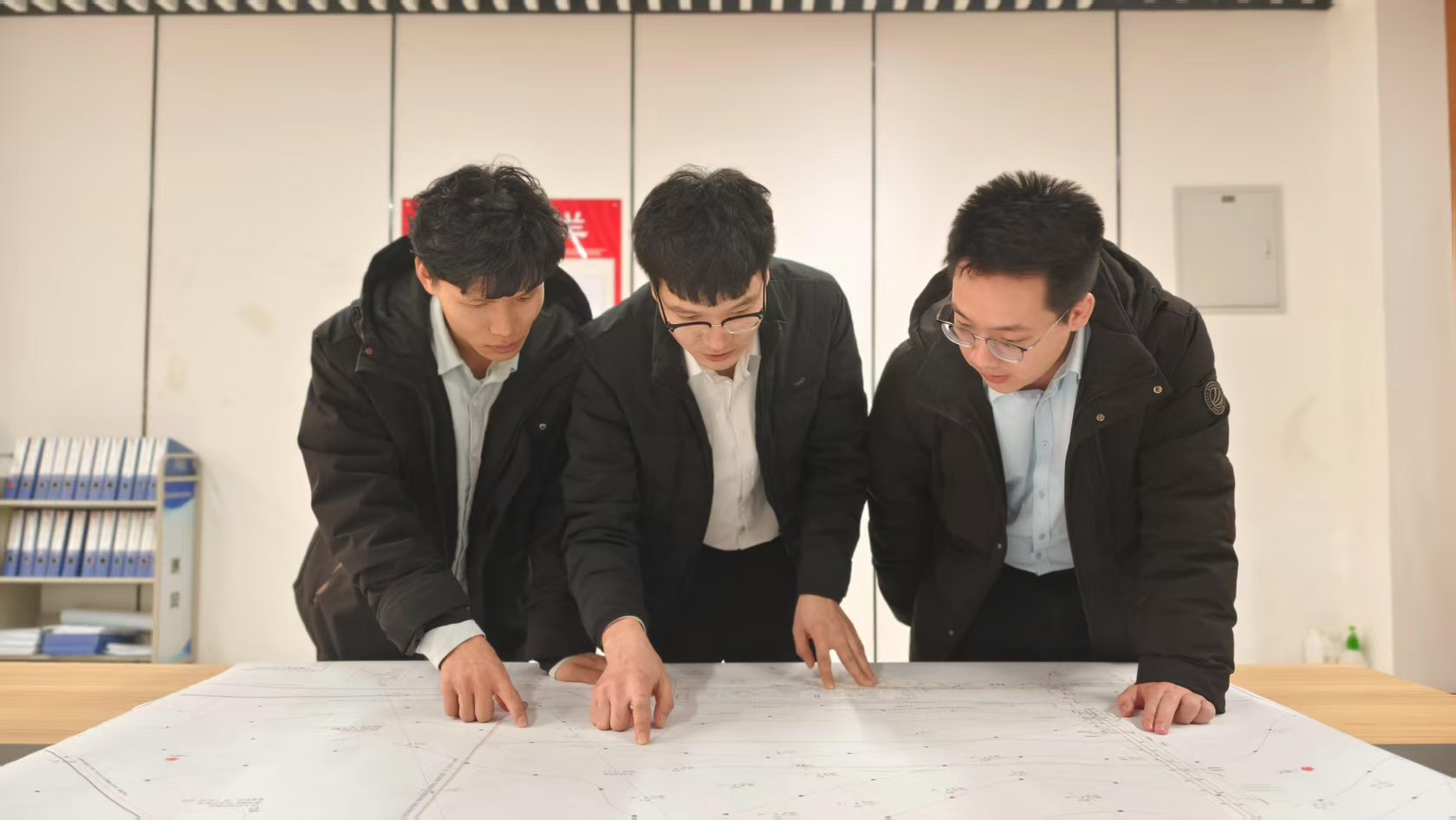 1744166054132576.jpg 图二.jpg